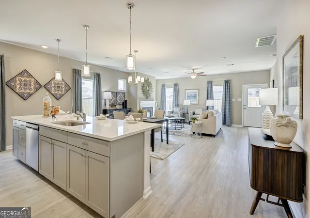 Photo 3 of Sale Pending at 106 Antiquity Cir #LOT 203, Perry, GA 31069 | MLS# 10836086 | Listing updated on 2026-08-31