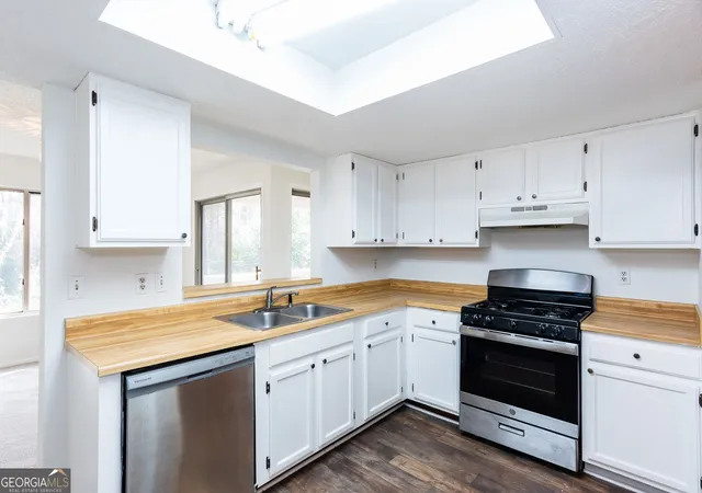 2nd image of 46 Little Silver Ct, Smyrna, GA 30080 | MLS# 10707252