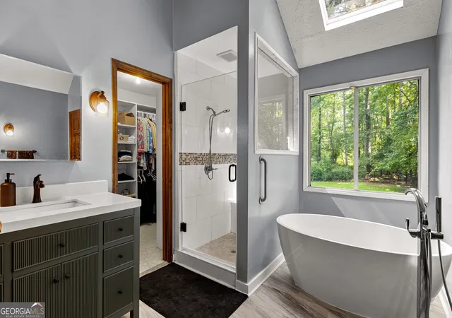 Photo 3 of Single family home for sale at 165 Woodsong Dr, Fayetteville, GA 30214 | MLS# 10825133 | Listing updated on 2026-09-10