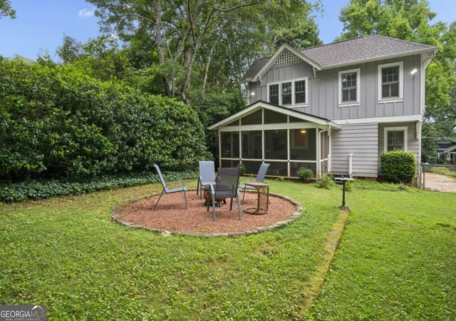 Photo 20 of Single family home for sale at 211 Greenwood Cir, Decatur, GA 30030 | MLS# 10820350 | Listing updated on 2026-09-15