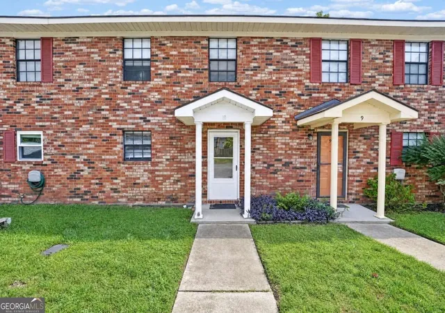Photo 1 of Condo for sale at 2401 Bonaventure Rd #10, Savannah, GA 31404 | MLS# 10879824 | Listing updated on 2026-10-27