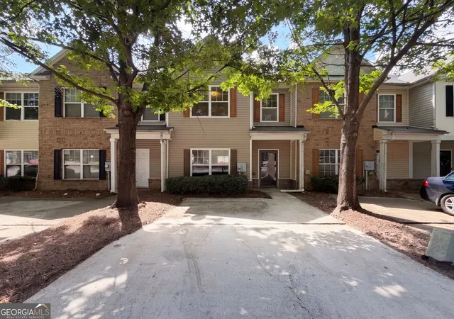 Photo 1 of Townhouse for sale at 1689 Broad River Rd, Atlanta, GA 30349 | MLS# 10833298 | Listing updated on 2026-09-19