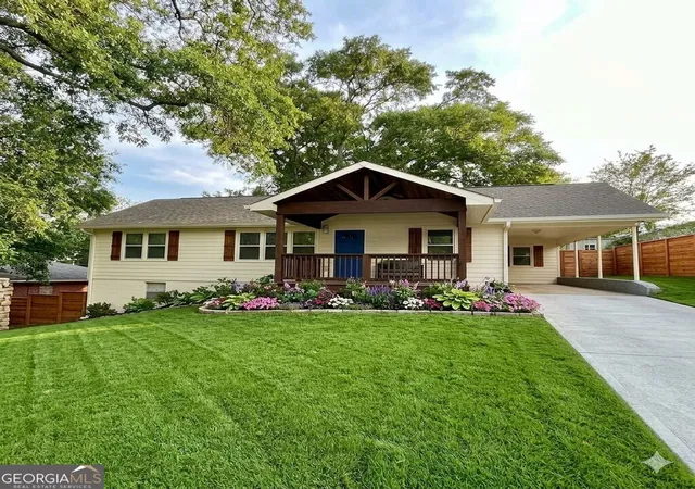 Photo 1 of Single family home for sale at 2260 Carver Dr Nw, Atlanta, GA 30314 | MLS# 10801950 | Listing updated on 2026-08-30