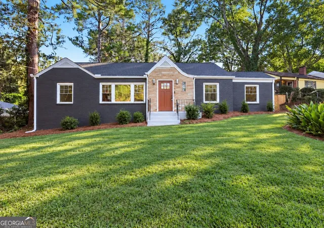 Photo 1 of Single family home for sale at 1807 Buckeye St Sw, Atlanta, GA 30310 | MLS# 10872322 | Listing updated on 2026-10-24