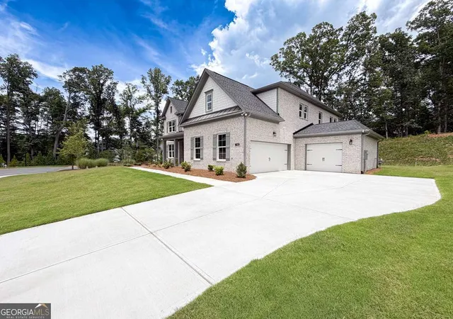 Photo 3 of Single family home for sale at 7165 Cornflower Ct, Cumming, GA 30040 | MLS# 10801970 | Listing updated on 2026-10-06