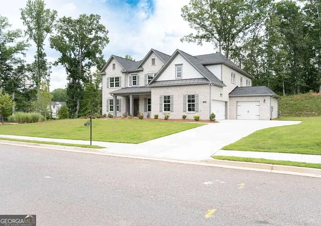 Photo 4 of Single family home for sale at 7165 Cornflower Ct, Cumming, GA 30040 | MLS# 10801970 | Listing updated on 2026-10-06