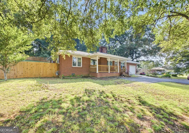 Photo 3 of Single family home for sale at 521 Mcdaniel Station Rd Sw, Calhoun, GA 30701 | MLS# 10832519 | Listing updated on 2026-09-08