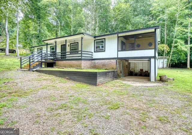 Photo 3 of Single family home for sale at 4348 White Oak Dr, Hiawassee, GA 30546 | MLS# 10823545 | Listing updated on 2026-08-25