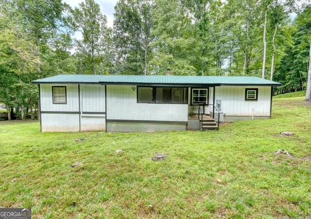 Photo 4 of Single family home for sale at 4348 White Oak Dr, Hiawassee, GA 30546 | MLS# 10823545 | Listing updated on 2026-08-25