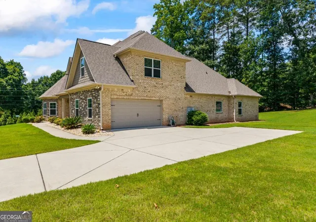 4th image of 101 Chorley Run, Ellenwood, GA 30294 | MLS# 10810485