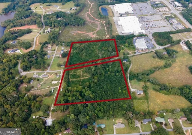 Photo 1 of Sale Pending at 400 Stripling Chapel Rd, Carrollton, GA 30117 | MLS# 10392991 | Listing updated on 2026-05-18