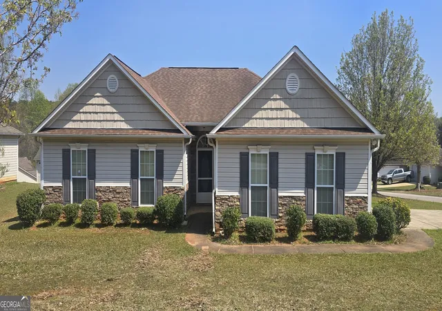 Homes for sale in Lagrange, GA | 100 Deer Creek Dr, Lagrange, GA 30240 | MLS# 10714119