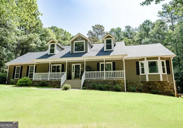 Photo 3 of Single family home for sale at 85 Allie Dr, Mcdonough, GA 30252 | MLS# 10790311 | Listing updated on 2026-09-18
