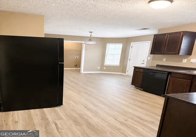 Photo 3 of Single family home for sale at 2628 Patriots Rd, Riverdale, GA 30296 | MLS# 10819821 | Listing updated on 2026-08-21