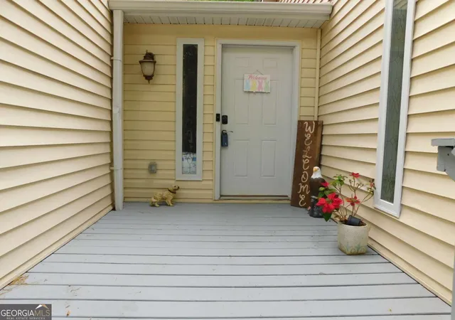 Photo 2 of Single family home for sale at 8805 Willow Crk Ct, Douglasville, GA 30135 | MLS# 10742749 | Listing updated on 2026-05-12