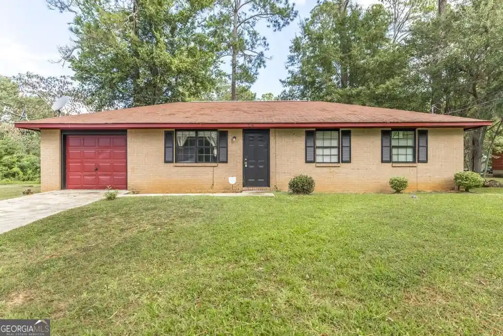 Photo 1 of Single family home for sale at 316 Peach Cir, Fort Valley, GA 31030 | MLS# 10854336 | Listing updated on 2026-10-12