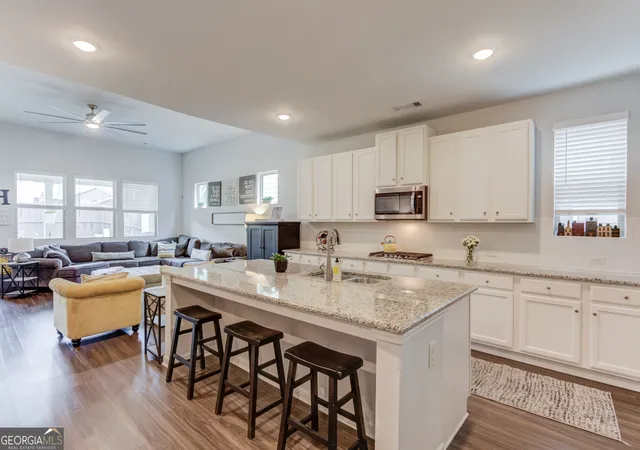 5th image of 3061 Appling Hills Dr, Dacula, GA 30019 | MLS# 10783058