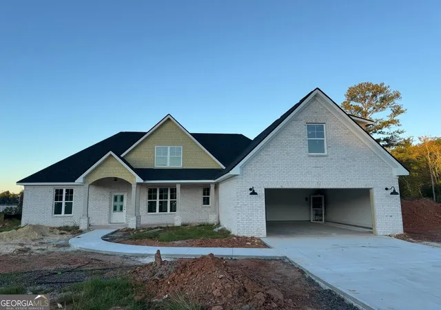 1st image of 431 Lakeview Wy, Lagrange, GA 30241 | MLS# 10651709