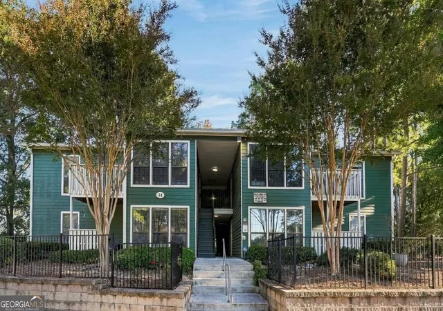 Photo 1 of Condo for sale at 4628 Vinings Central Run Se #126, Atlanta, GA 30339 | MLS# 10879355 | Listing updated on 2026-10-29