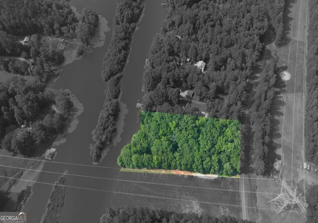 Photo 3 of Sale Pending at 338 Anchor Pointe Dr, Eatonton, GA 31024 | MLS# 10546307 | Listing updated on 2025-10-28