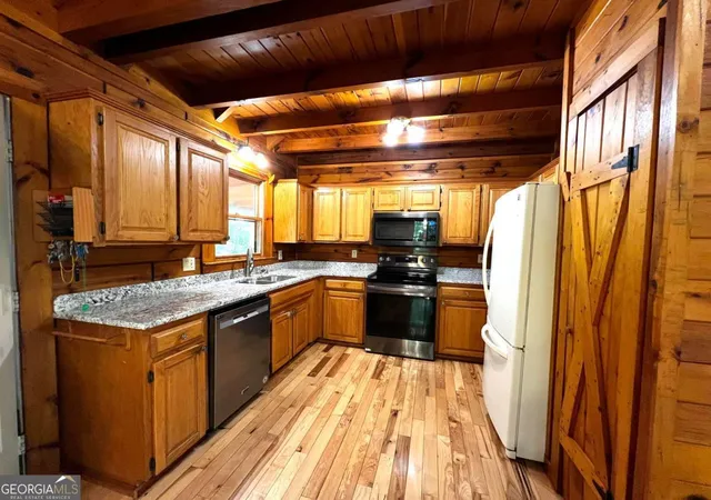 Photo 3 of Single family home for sale at 187 Tiffany Ln, Mineral Bluff, GA 30559 | MLS# 10786473 | Listing updated on 2026-07-09