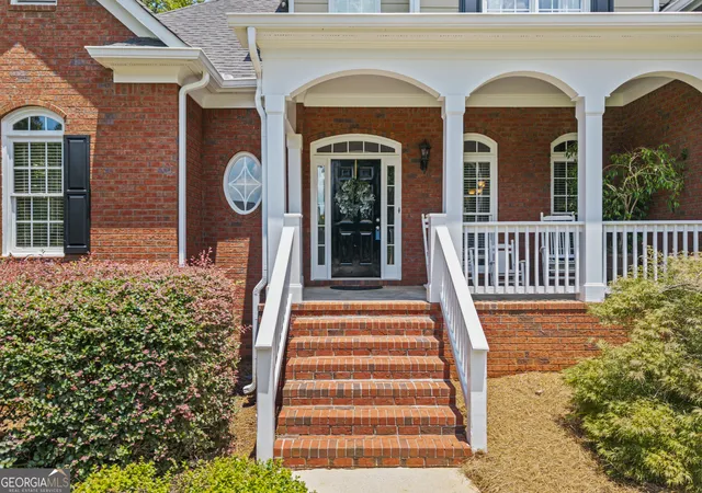 Photo 2 of Single family home for sale at 1041 Spring Lake Dr, Bishop, GA 30621 | MLS# 10812789 | Listing updated on 2026-08-11