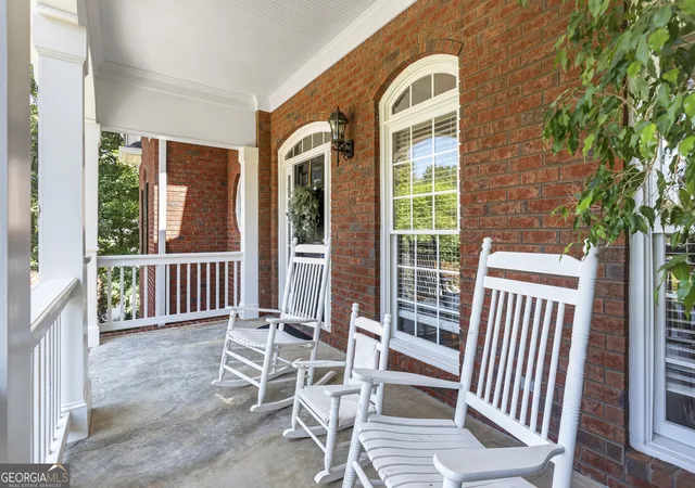 Photo 4 of Single family home for sale at 1041 Spring Lake Dr, Bishop, GA 30621 | MLS# 10812789 | Listing updated on 2026-08-11