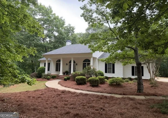 Photo 1 of Single family home for sale at 3905 Oak Hill Rd, Douglasville, GA 30135 | MLS# 10771323 | Listing updated on 2026-08-28