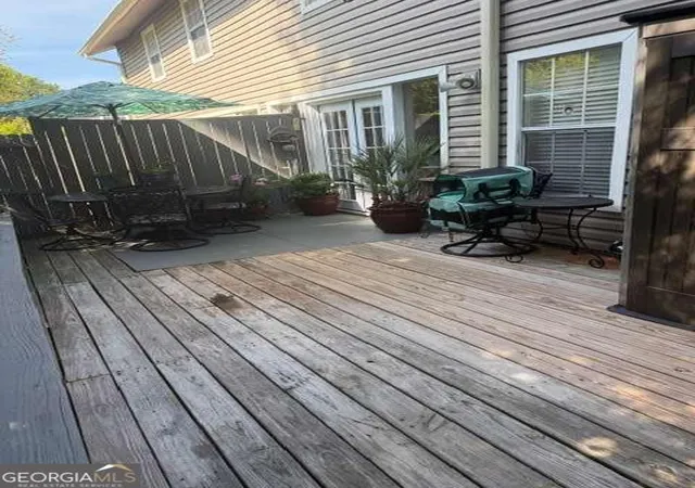 Listing Photo 2 - Condo for sale in building located at 7750 Roswell Rd, Atlanta, GA 30350 - Unit #C1