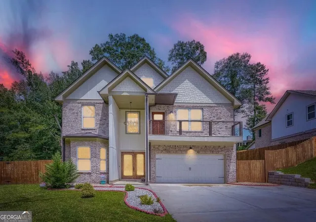 Photo 3 of Single family home for sale at 658 Rockbridge Rd Nw, Lilburn, GA 30047 | MLS# 10823571 | Listing updated on 2026-09-23