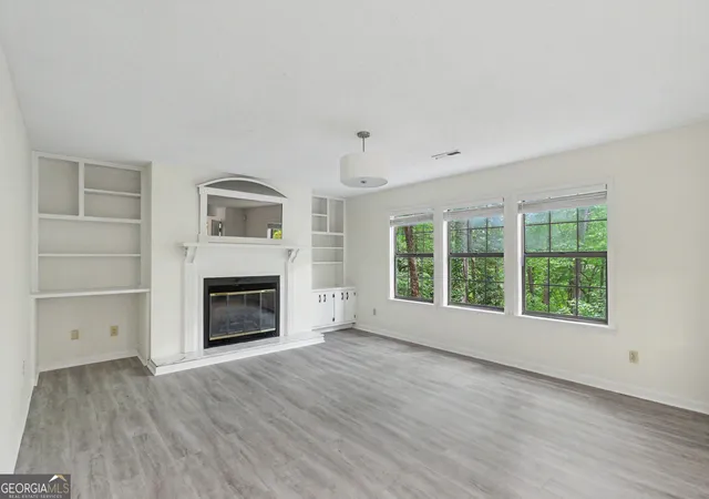 Photo 4 of Condo for sale at 230 Stornoway Dr #UNIT 3, Clayton, GA 30525 | MLS# 10829014 | Listing updated on 2026-09-09