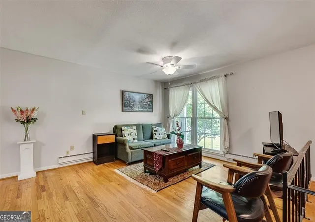 Photo 4 of Sale Pending at 3990 Admiral Dr, Atlanta, GA 30341 | MLS# 10596951 | Listing updated on 2025-10-01