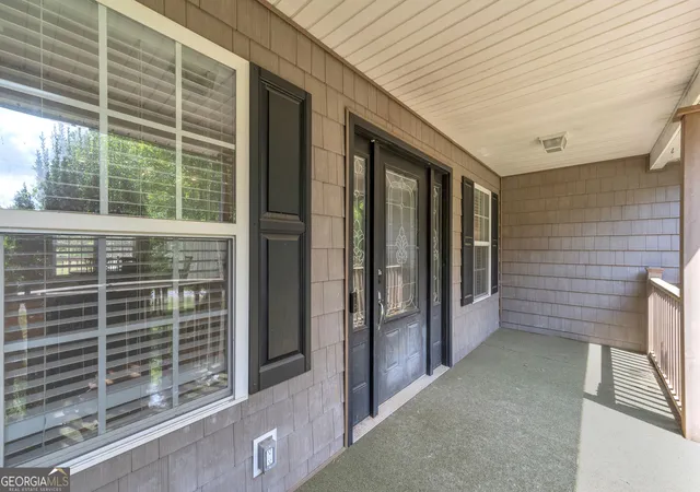 Photo 3 of Single family home for sale at 131 Pine Oak Dr, Martin, GA 30557 | MLS# 10835871 | Listing updated on 2026-09-12