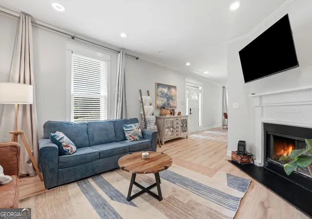 Photo 4 of Sale Pending at 312 Glenwood Ave SE, Atlanta, GA 30312 | MLS# 10816025 | Listing updated on 2026-10-07