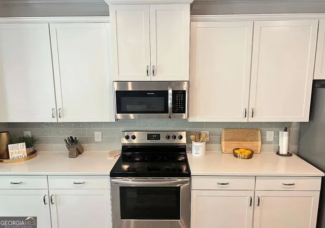 Photo 3 of Single family home for sale at 5290 Burrus Ln Sw, Mableton, GA 30126 | MLS# 10810550 | Listing updated on 2026-08-05
