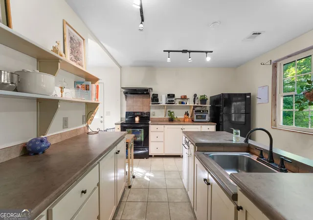 3rd image of 176 Murray Road, Homer, GA 30547 | MLS# 10789464