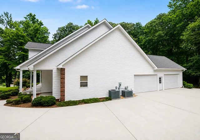 4th image of 107 Cameron Pointe Dr, Lagrange, GA 30240 | MLS# 10782747