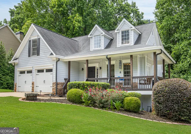 Photo 2 of Sale Pending at 320 Evans Ml Dr, Dallas, GA 30157 | MLS# 10787103 | Listing updated on 2026-09-20