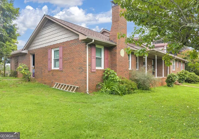 Photo 4 of Single family home for sale at 125 Smoke Rise Dr, Baldwin, GA 30511 | MLS# 10822341 | Listing updated on 2026-09-28