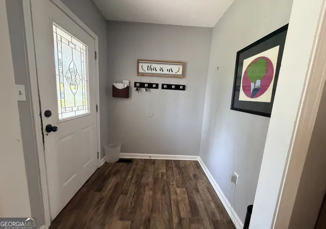 Photo 3 of Single family home for sale at 3564 Confederate Dr, Macon, GA 31211 | MLS# 10835715 | Listing updated on 2026-09-12