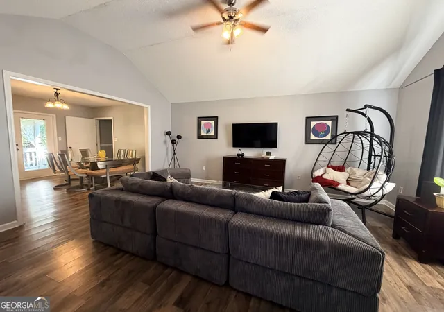 Photo 4 of Single family home for sale at 3564 Confederate Dr, Macon, GA 31211 | MLS# 10835715 | Listing updated on 2026-09-12