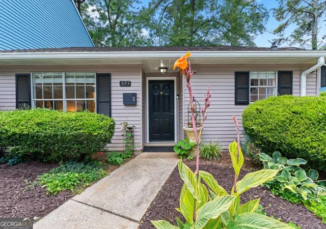 Photo 1 of Condo for sale at 323 Cabaret Ct Sw, Marietta, GA 30064 | MLS# 10828906 | Listing updated on 2026-09-02