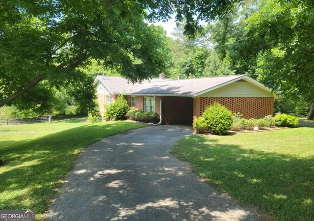 Photo 1 of Single family home for sale at 2610 Little River Park Rd, Gainesville, GA 30506 | MLS# 10421712 | Listing updated on 2026-08-03