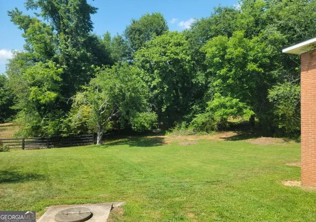 Photo 4 of Single family home for sale at 2610 Little River Park Rd, Gainesville, GA 30506 | MLS# 10421712 | Listing updated on 2026-08-03
