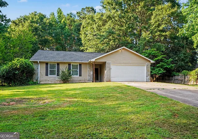 2nd image of 2900 Rosecommons Dr, Hampton, GA 30228 | MLS# 10805678