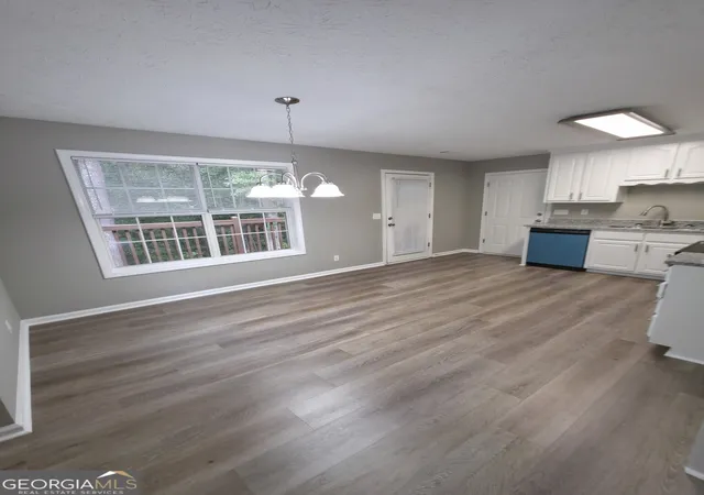 4th image of 160 Williamsburg Way, Winder, GA 30680 | MLS# 10805125