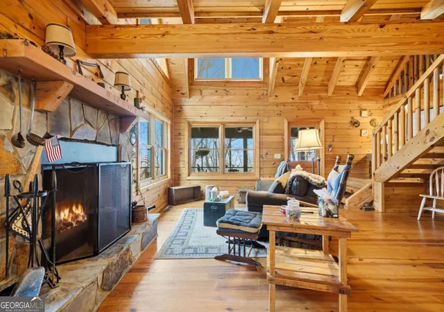 Photo 3 of Single family home for sale at 947 Skyview Dr, Ellijay, GA 30536 | MLS# 10720028 | Listing updated on 2026-09-04