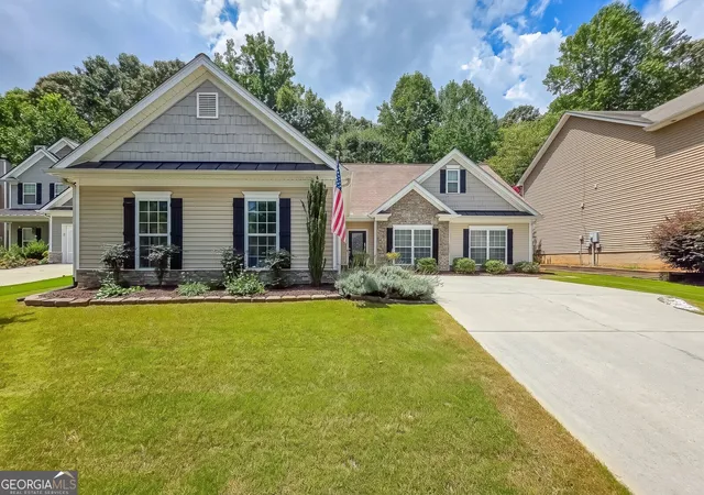 Photo 1 of Sale Pending at 728 Austin Creek Dr, Buford, GA 30518 | MLS# 10825268 | Listing updated on 2026-10-02