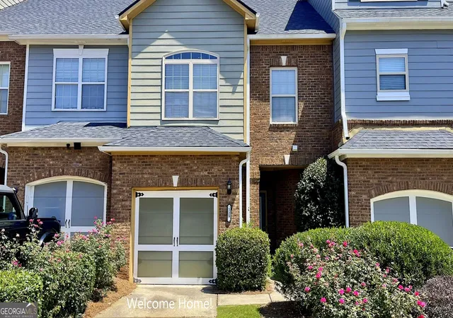 Townhouse for sale at 129 Trailside Cir, Hiram, GA 30141 | MLS# 10831136