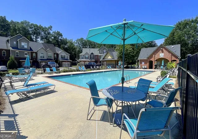 Photo 3 of Townhouse for sale at 129 Trailside Cir, Hiram, GA 30141 | MLS# 10831136 | Listing updated on 2026-09-12